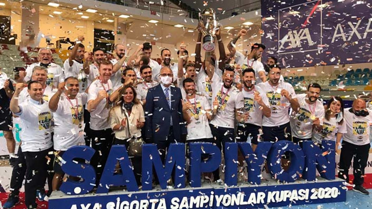 Şampiyonluk kupası Fenerbahçe'nin