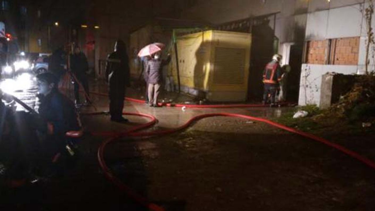 Ankara'da hastanenin deposunda yangın çıktı