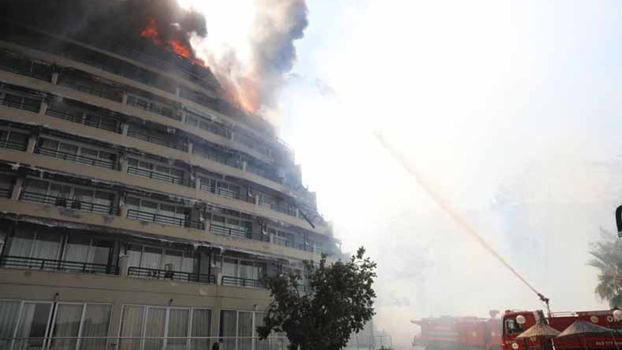 Marmaris'teki yangın otele sıçradı