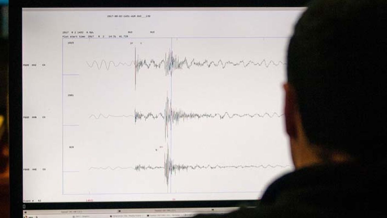 Antalya'da 4.1 büyüklüğünde deprem oldu