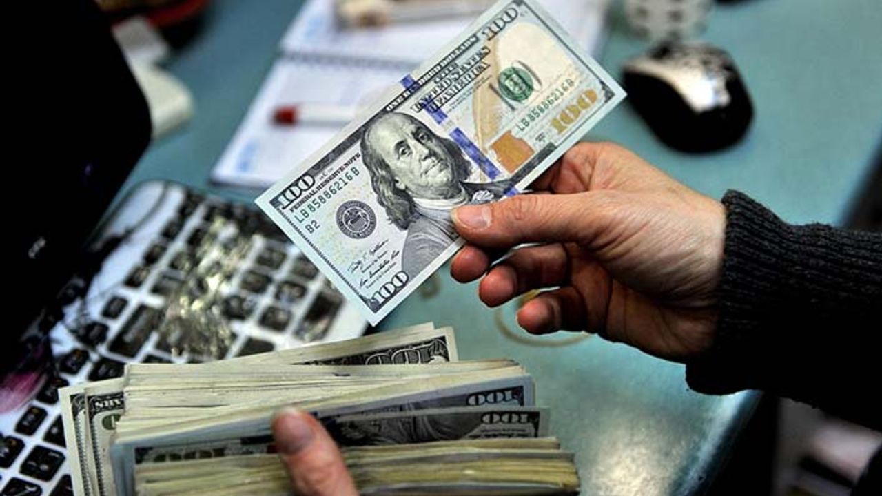 Türk Lirası dolar karşısında tarihi dip yaptı