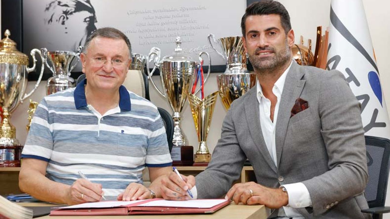 Volkan Demirel Hatayspor'a imza attı