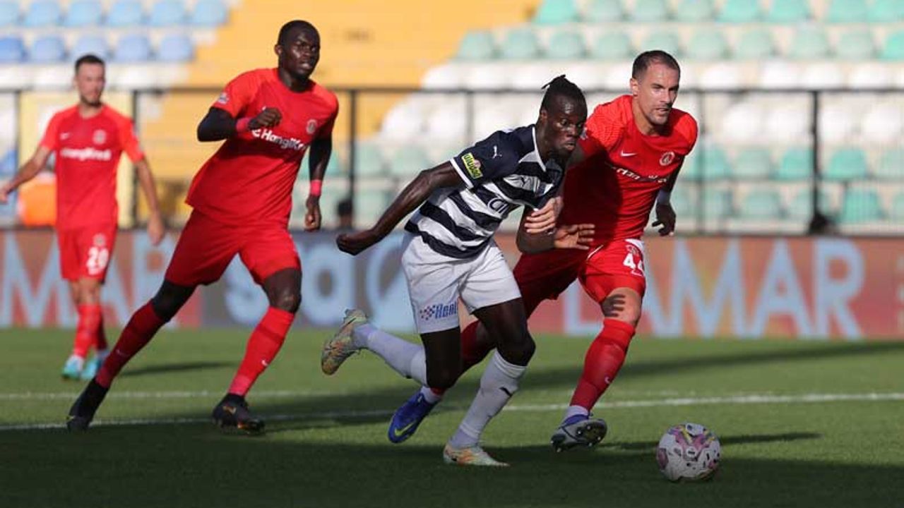 Kasımpaşa, Ümraniyespor'u 2 golle yıktı