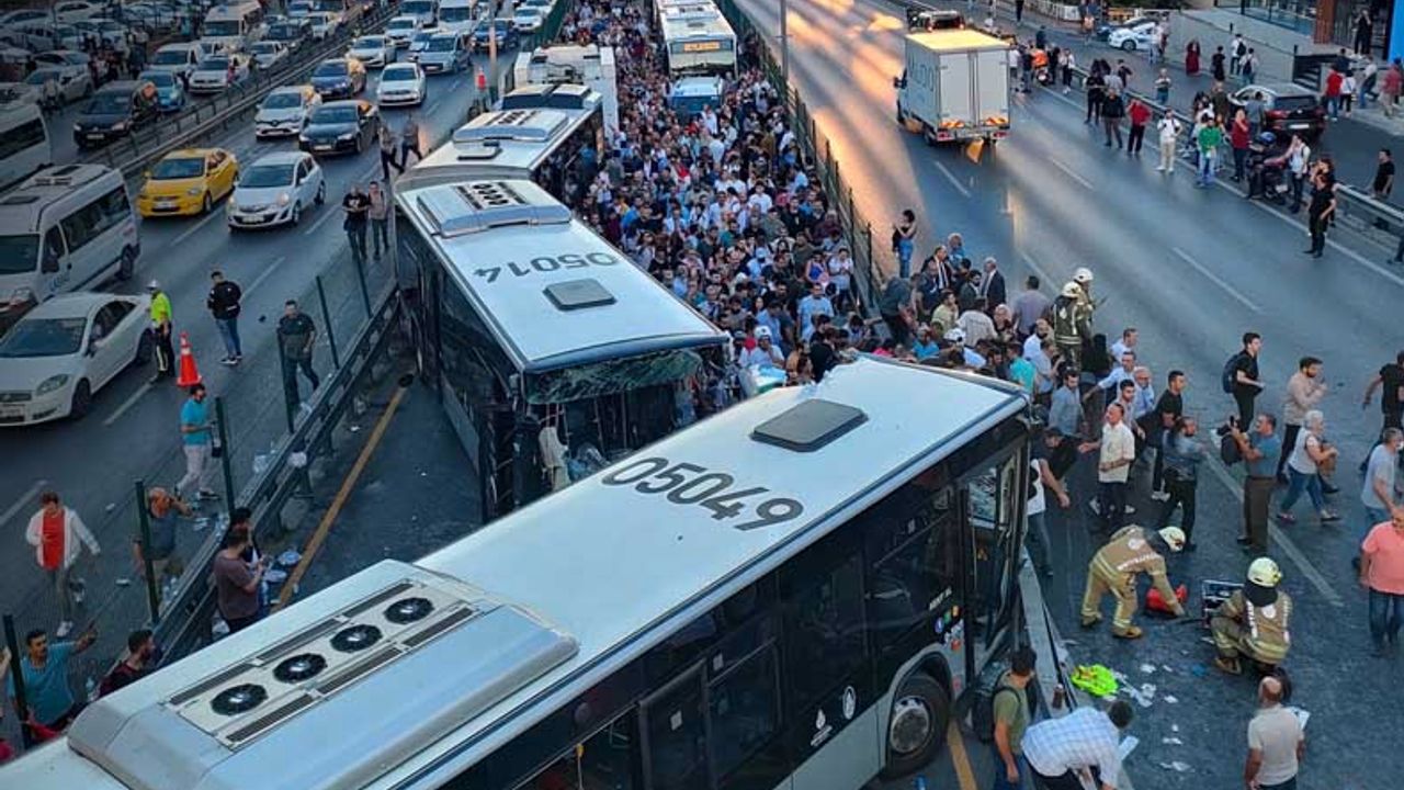 Avcılar'da metrobüs kazası: 85 yaralı