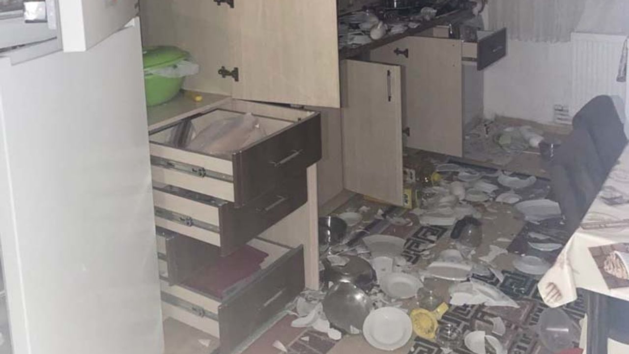 Depremin ardından hırsızlar evlere girdi