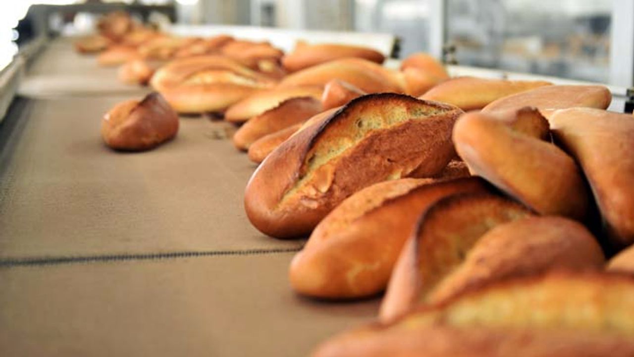 İstanbul'da fıkra gibi ekmek zammı