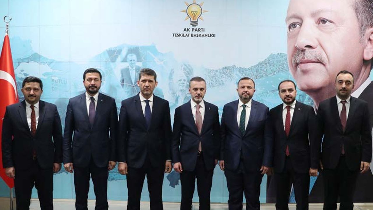 AKP'de dört ile yeni başkan atandı