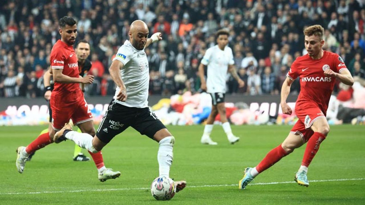 Beşiktaş- Antalya maçında gol çıkmadı