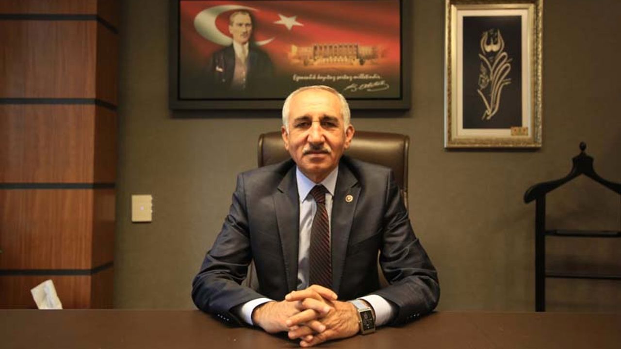 AKP'li vekil Yakup Taş ve ailesi enkaz altında