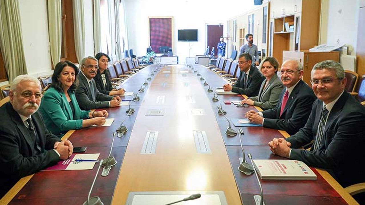 Kılıçdaroğlu HDP grubunu ziyaret etti