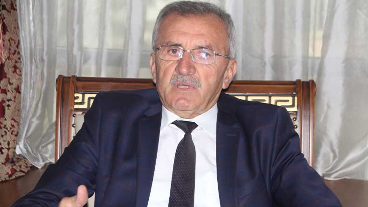 Serik Belediye Başkanı AKP'den istifa etti