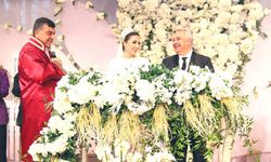 AKP'li başkandan ilginç düğün
