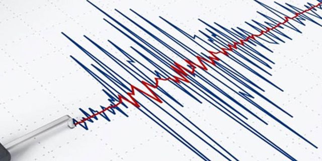 Antalya Döşemealtı'nda korkutan deprem