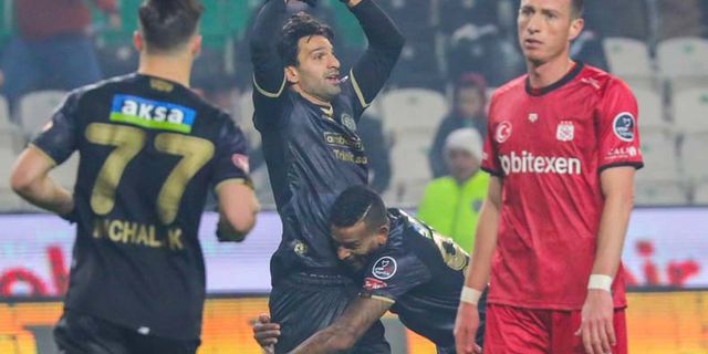 Konyaspor kaçtı, Sivasspor yakaladı
