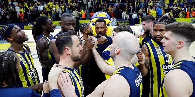 Fenerbahçe 12 sayı fark attı