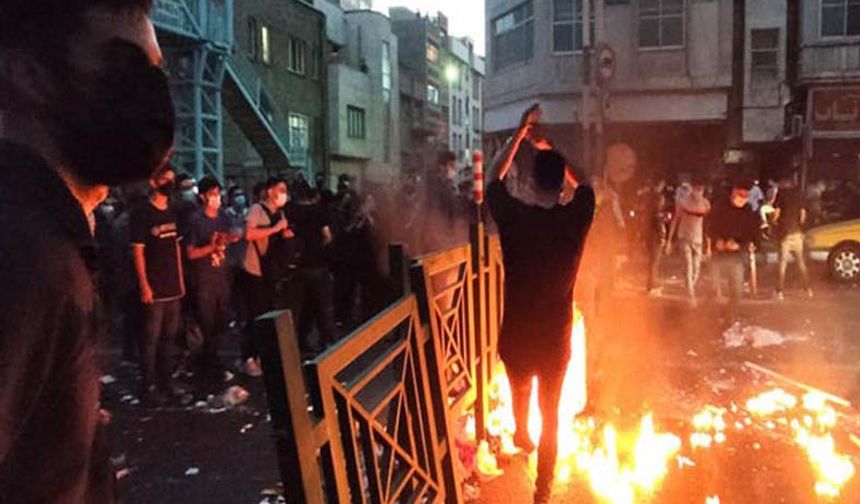İran'daki gösterilerde ölü sayısı 35'e yükseldi